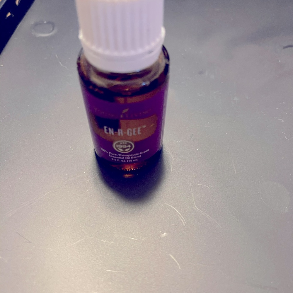 Young living En R Gee oil